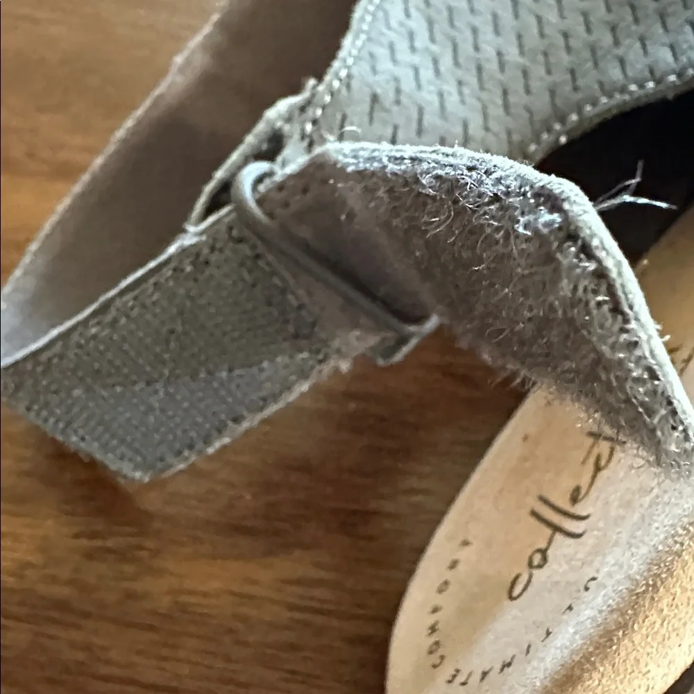 NWT Clarks Open-Toe Sandals - Picture 9 of 9